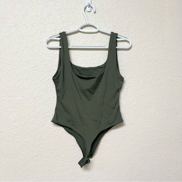 Bylt Premium Basics Essential Bodysuit Womens Size L Green Fitted Square neck - Picture 2 of 5